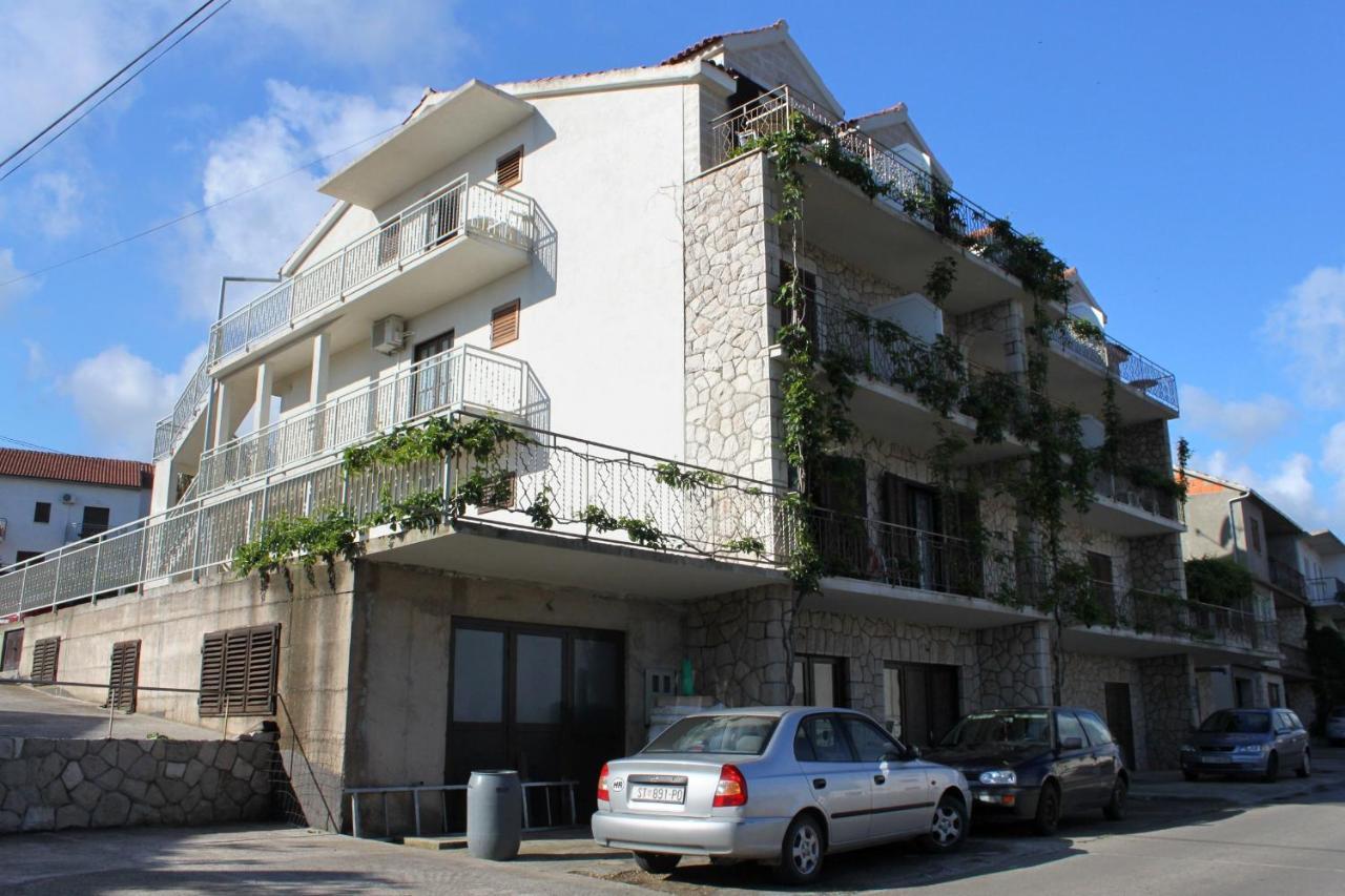 Apartments With A Parking Space Jelsa, Hvar - 8765 เยลซา ภายนอก รูปภาพ