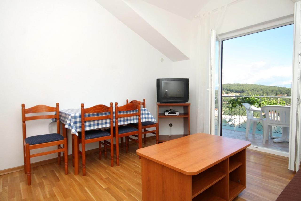 Apartments With A Parking Space Jelsa, Hvar - 8765 เยลซา ภายนอก รูปภาพ