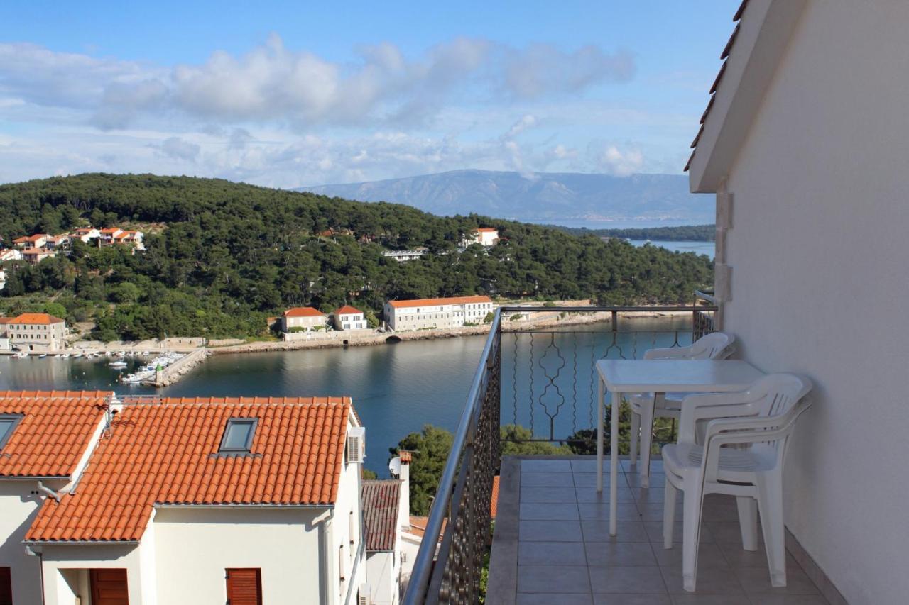 Apartments With A Parking Space Jelsa, Hvar - 8765 เยลซา ภายนอก รูปภาพ