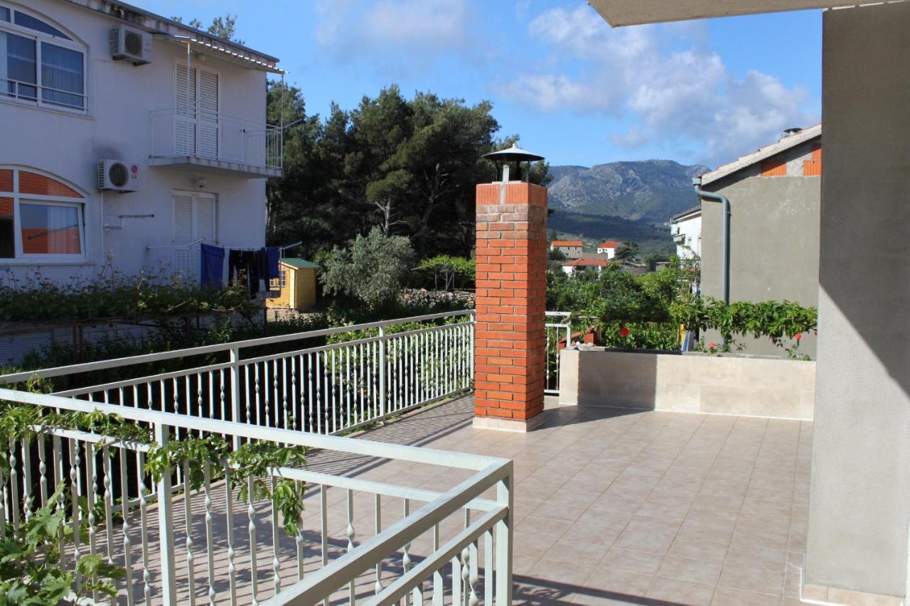 Apartments With A Parking Space Jelsa, Hvar - 8765 เยลซา ภายนอก รูปภาพ