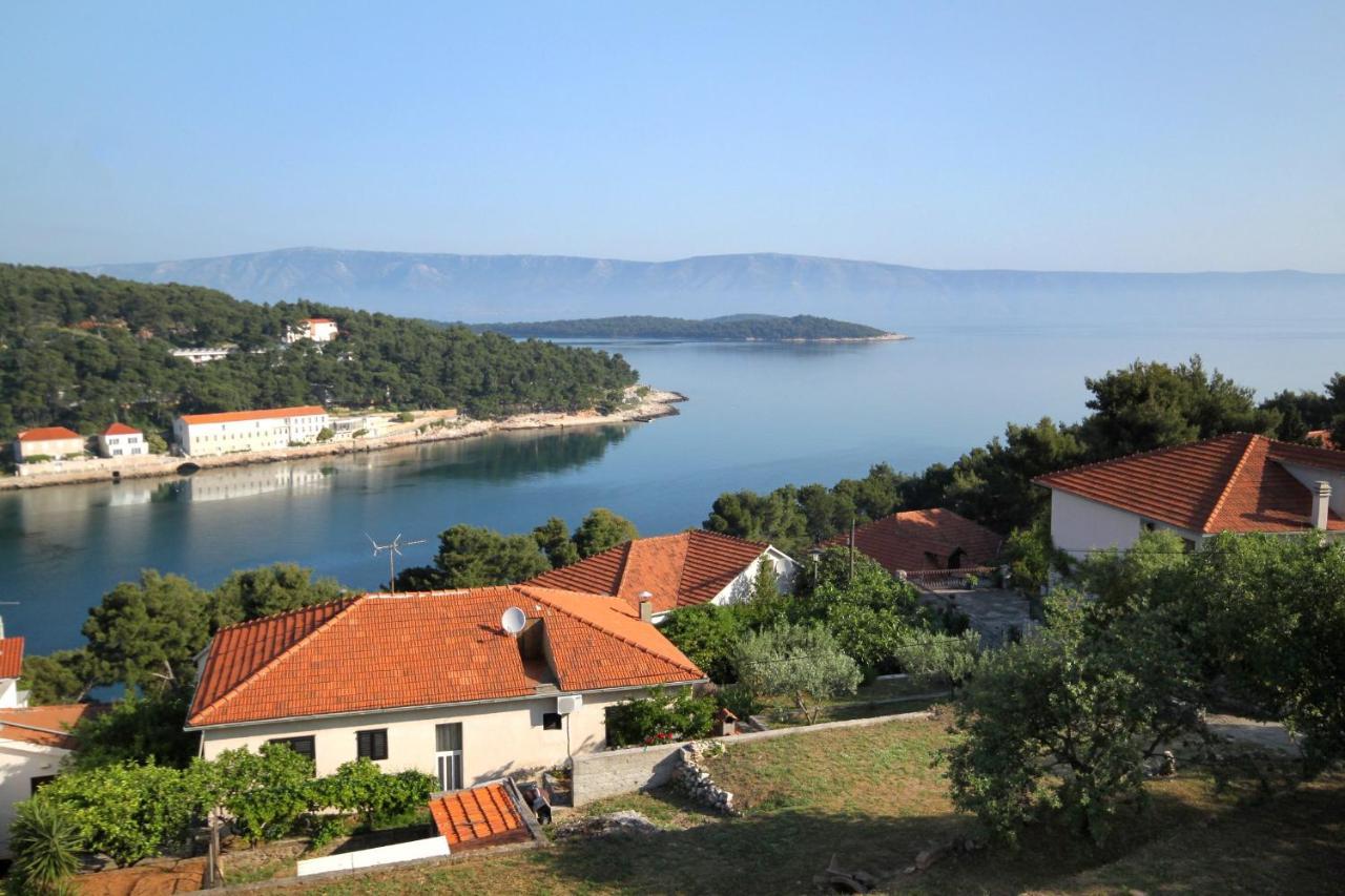 Apartments With A Parking Space Jelsa, Hvar - 8765 เยลซา ภายนอก รูปภาพ