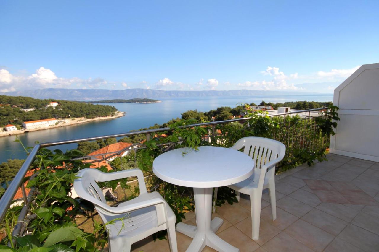 Apartments With A Parking Space Jelsa, Hvar - 8765 เยลซา ภายนอก รูปภาพ