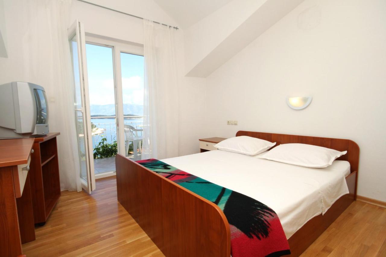 Apartments With A Parking Space Jelsa, Hvar - 8765 เยลซา ภายนอก รูปภาพ